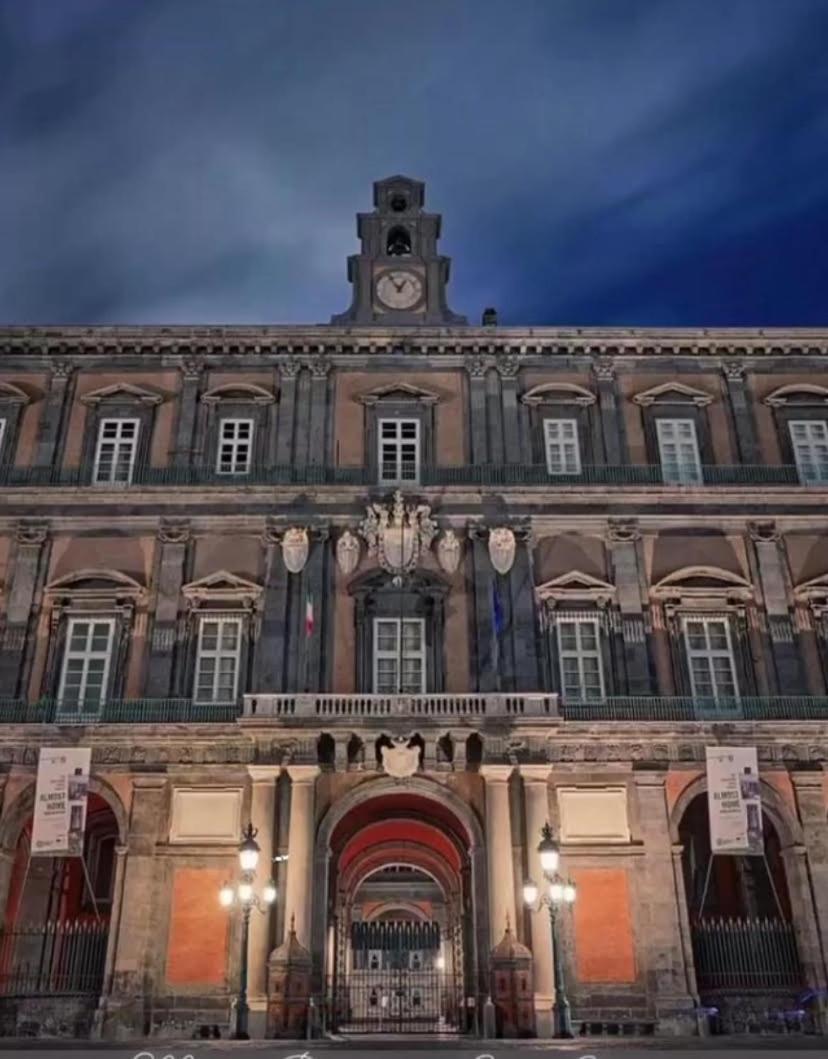 شقة Maria Rosaria A Santa Chiara Spaccanapoli المظهر الخارجي الصورة